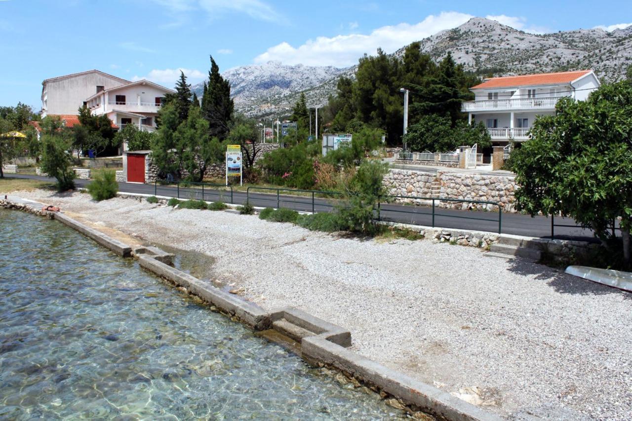 Apartments With A Parking Space Starigrad, Paklenica - 11683 ภายนอก รูปภาพ